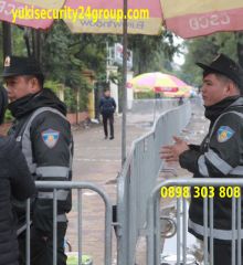 Cảnh sát dựng “thành lũy đặc biệt”, đội mưa rét bảo vệ trụ sở VFF